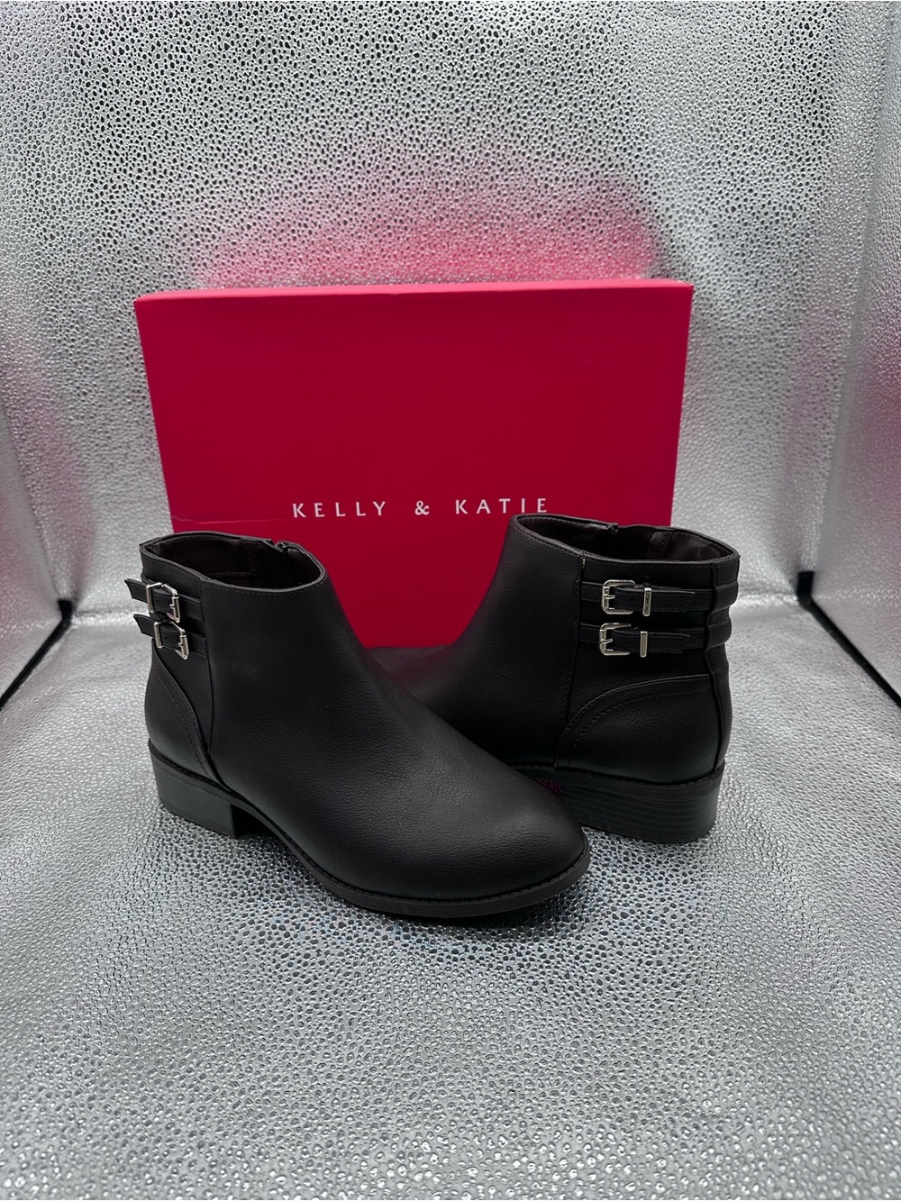 Kelly & Katie KK-FLANN Espresso Ankle Bootie Buckle Zip Women's Size 7W